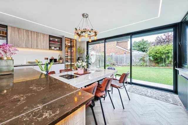 Ayres Close, Aylesbury, photo 1