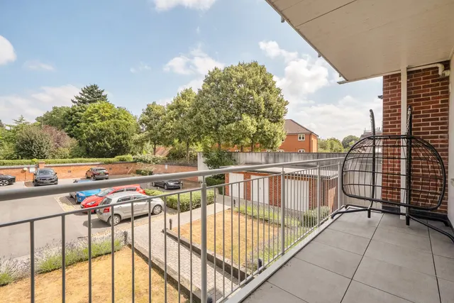 Church Road, Caversham, RG4, photo 3