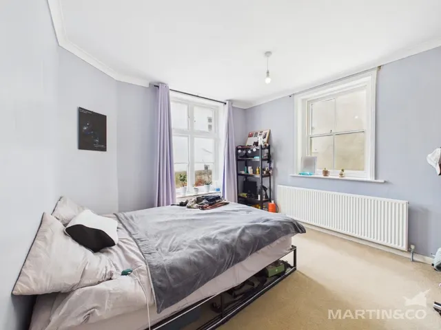 Photo 3 — Elizabeth Court, Park Terrace, Bognor Regis
