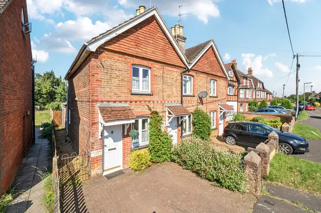 Chapel Lane, Milford, GU8, photo 1