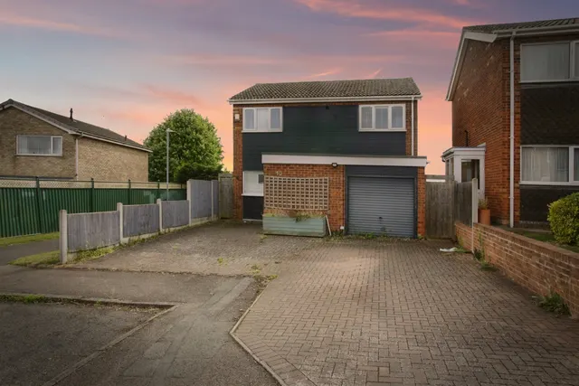 Rowse Close, Rugby, CV21, photo 1