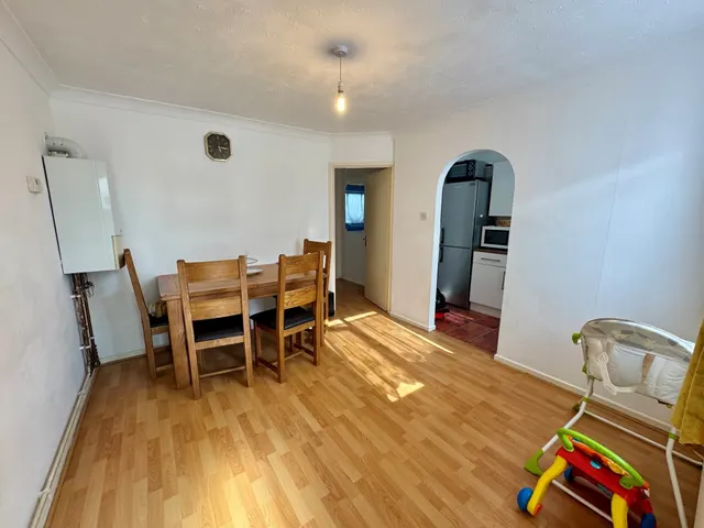Photo 3 — Florence Close, Harlow