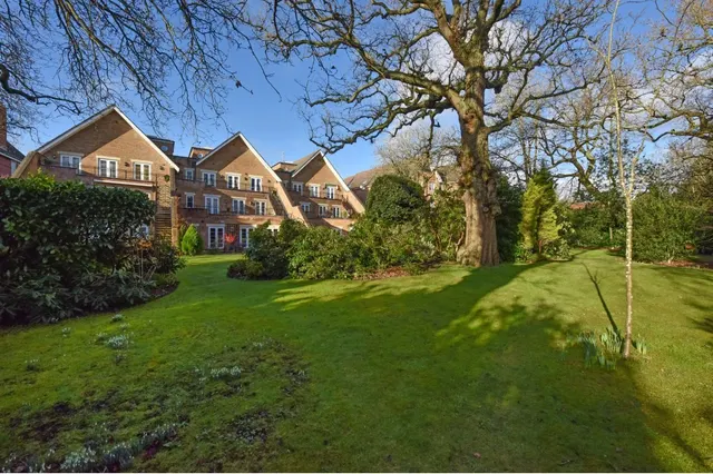 Photo 3 — Ethorpe House, Packhorse Road, Gerrards Cross, Buckinghamshire, SL9 8HS