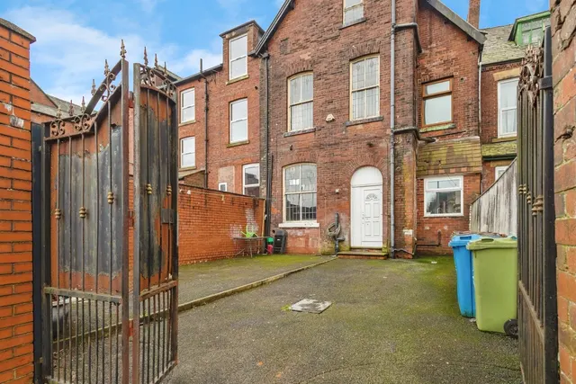 Photo 2 — Queens Road, OLDHAM, Lancashire, OL8