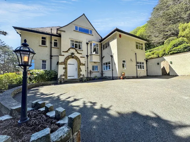 Photo 2 — Nant Y Glyn Road, Colwyn Bay, Conwy, LL29 7RB