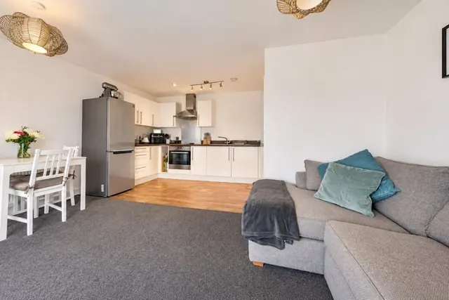 Kingman Way, Newbury, RG14, photo 3