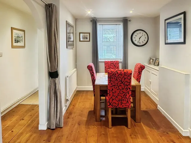 Rodwell Avenue, Weymouth, DT4, photo 3
