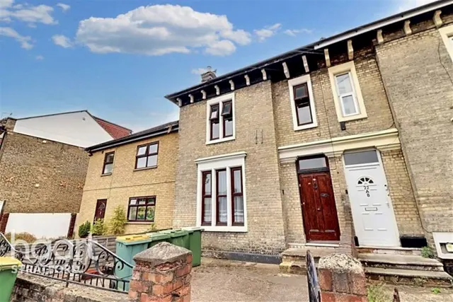 Howards Road, Plaistow, E13, photo 1