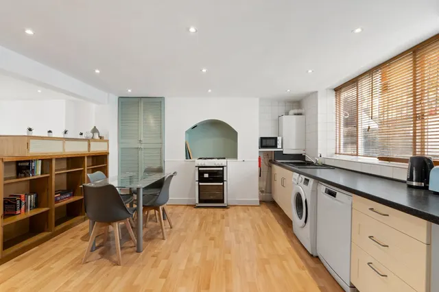 Offord Road, London, N1, photo 1