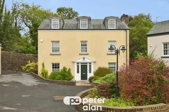Gwaelodygarth Lane, Merthyr Tydfil, CF47, photo 1