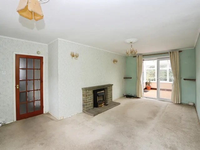 Heol Y Coed Cardiff, CF15, photo 3