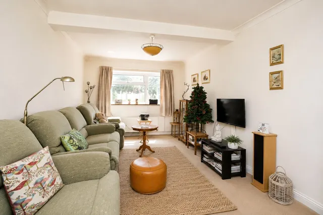Queen Street, Honiton, EX14, photo 3