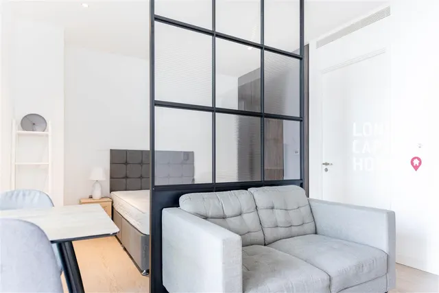 Wards Place, London, photo 3