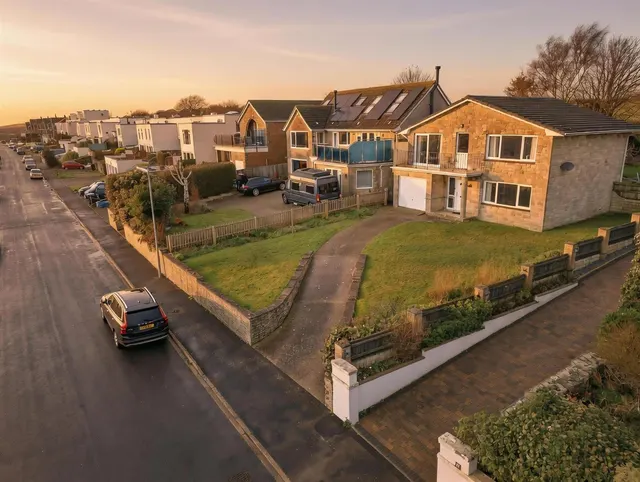Photo 2 — Brackendown Avenue, Weymouth, DT3 6HX