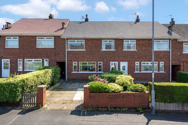 Bancroft Road, Widnes, Widnes, WA8 3LS, photo 1