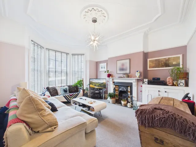 Photo 3 — Westbourne Road, Peverell