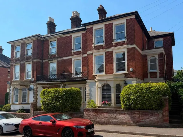 Wyndham Road, Salisbury, Wiltshire, SP1 3AB, photo 1