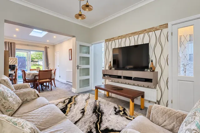 Cressex Road, High Wycombe, HP12, photo 2