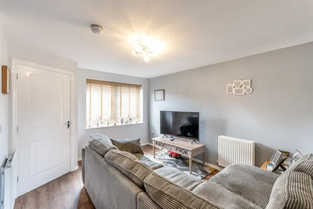 Edgbaston Drive, Retford, DN22, photo 3