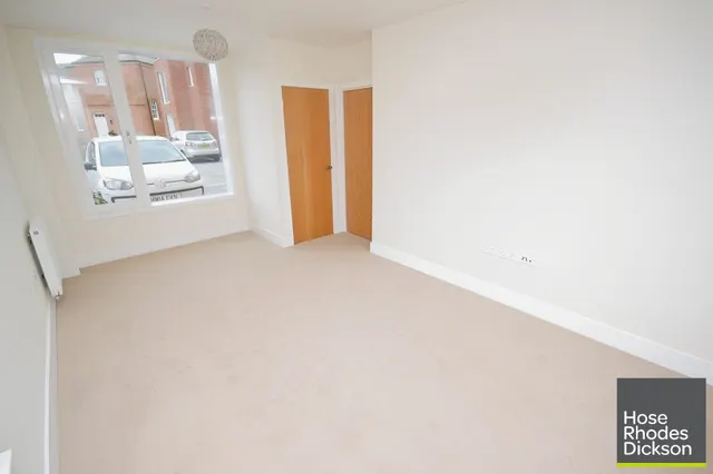 Byron Court, Whitecroft Park, PO30, photo 3