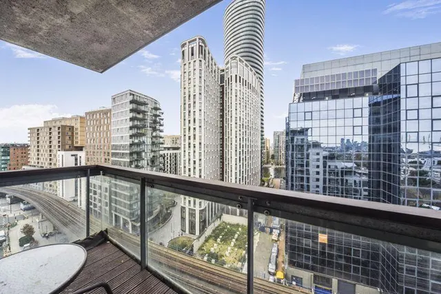 Limeharbour, Canary Wharf, E14, photo 1