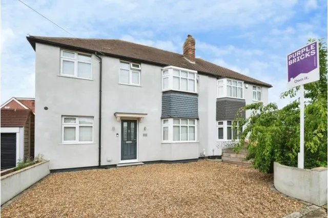 Photo 2 — Gadesden Road, Epsom
