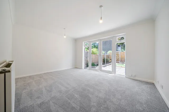 Photo 2 — Kingston Crescent, BR3