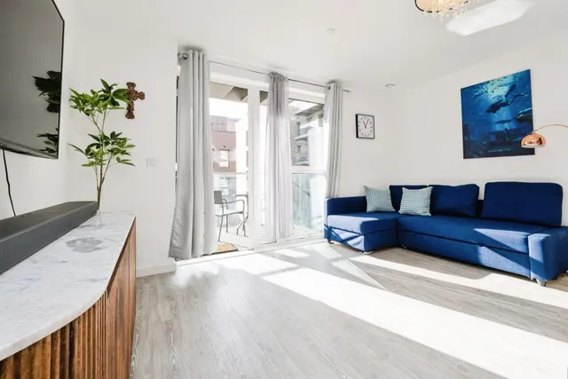 Ironworks Way, London, E13, photo 1