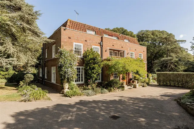 Convent Road, Broadstairs, Kent, CT10 3PR, photo 1