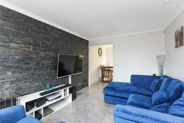 Photo 2 — Buckingham Court, Hamilton, South Lanarkshire, ML3