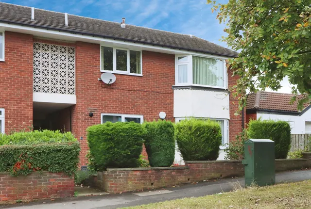 Roxton Avenue, Sheffield, South Yorkshire, S8, photo 1