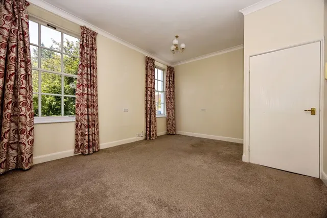 Adams Way, Alton, GU34, photo 2