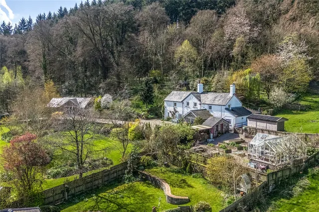 Erwood, Builth Wells, photo 1