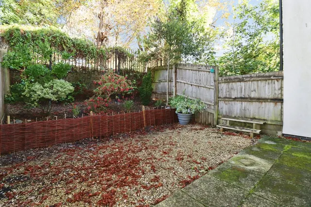 Yalland Close, Bristol, BS16, photo 1