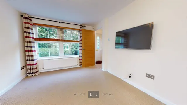Cleves Close, Loughton, IG10, photo 3