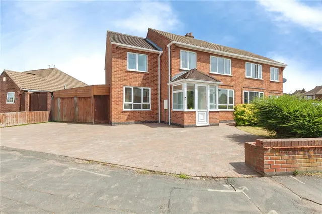Repton Road, Wigston, LE18, photo 1