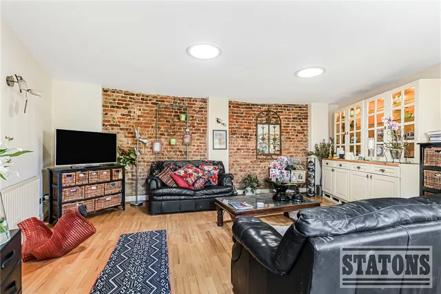 Photo 3 — Newgate Street, Hertford, Hertfordshire, SG13 8RG