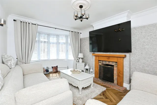 Park Road, Sheerness, ME12, photo 3