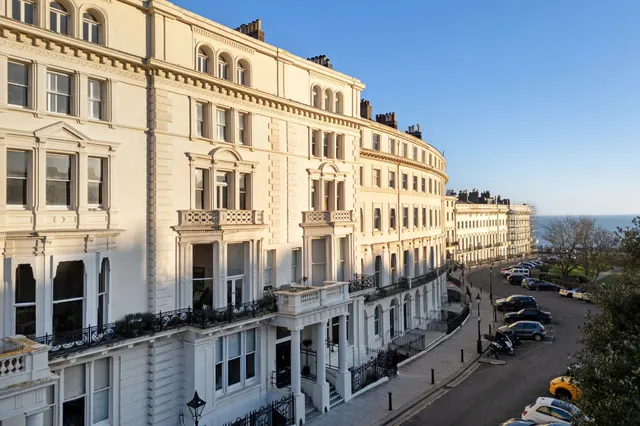 Palmeira Square, Hove, BN3, photo 1
