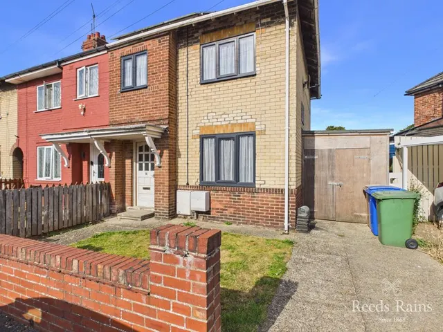 St. Cuthbert Road, Bridlington, East Yorkshire, YO16, photo 1