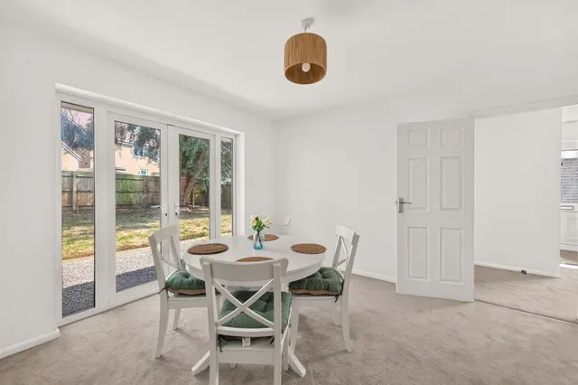 Photo 3 — Cobthorn Way, Congresbury, BS49