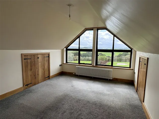 Burgedin, Guilsfield, photo 3