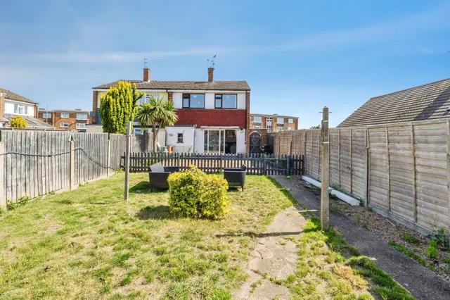 Photo 3 — Hutson Drive, North Hykeham, Lincoln