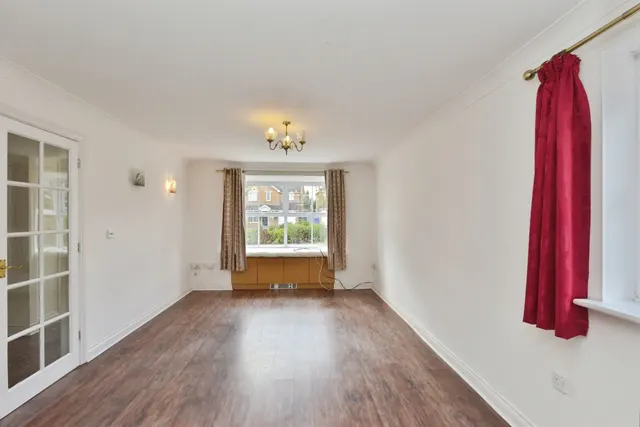 Kingshill Drive, Deanshanger, MK19, photo 2