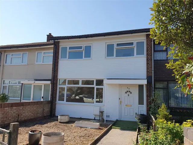 Parlaunt Road, Slough, Berkshire, SL3, photo 1