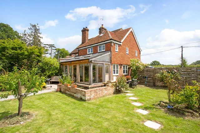 Frittenden Road, Biddenden, Ashford, Kent, TN27 8LG, photo 1