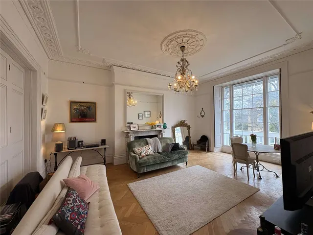 Oakfield Road, Clifton, BS8, photo 1