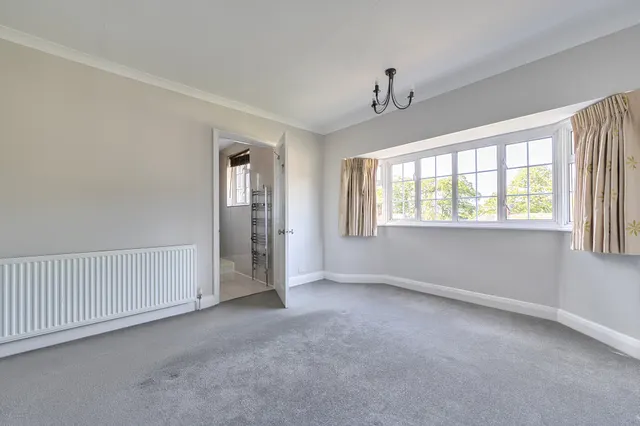 Pinewood Avenue, Sevenoaks, TN14, photo 3