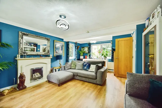 Hurst Hill, Walderslade, ME5, photo 1