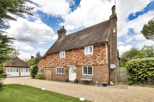 Tonbridge Road, Bough Beech, TN8, photo 1